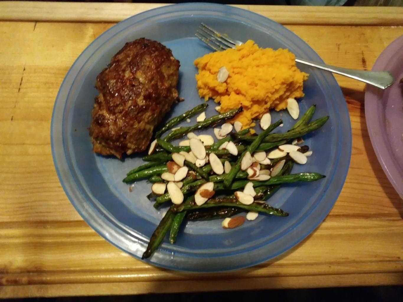 Meatloaf Balsamico with Sweet Potato Mash and Green Beans