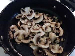 Mushrooms in pan